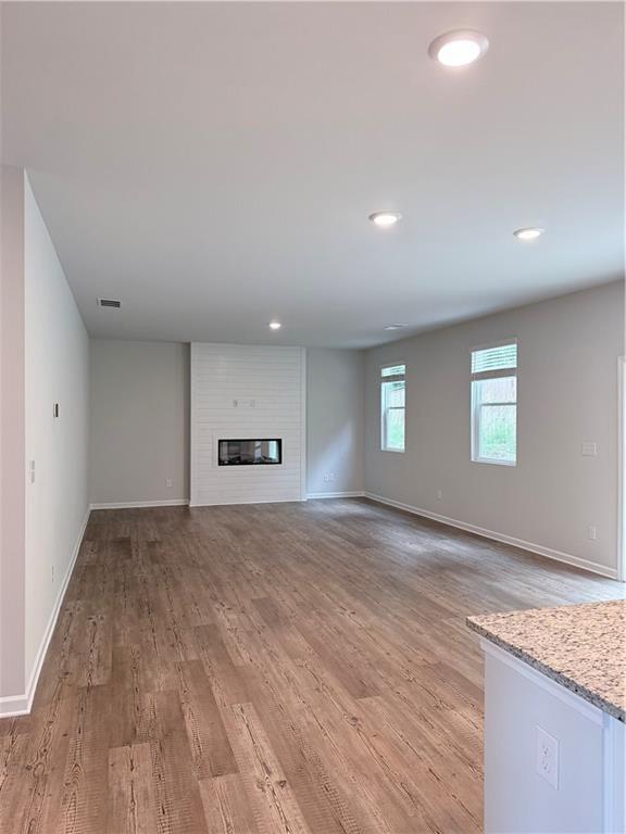 Building Photo - 745 Summerwood Ln