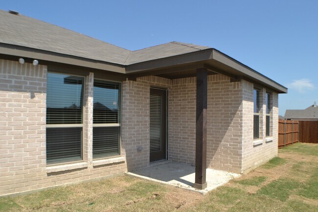 Building Photo - New Built House For Lease in Venus