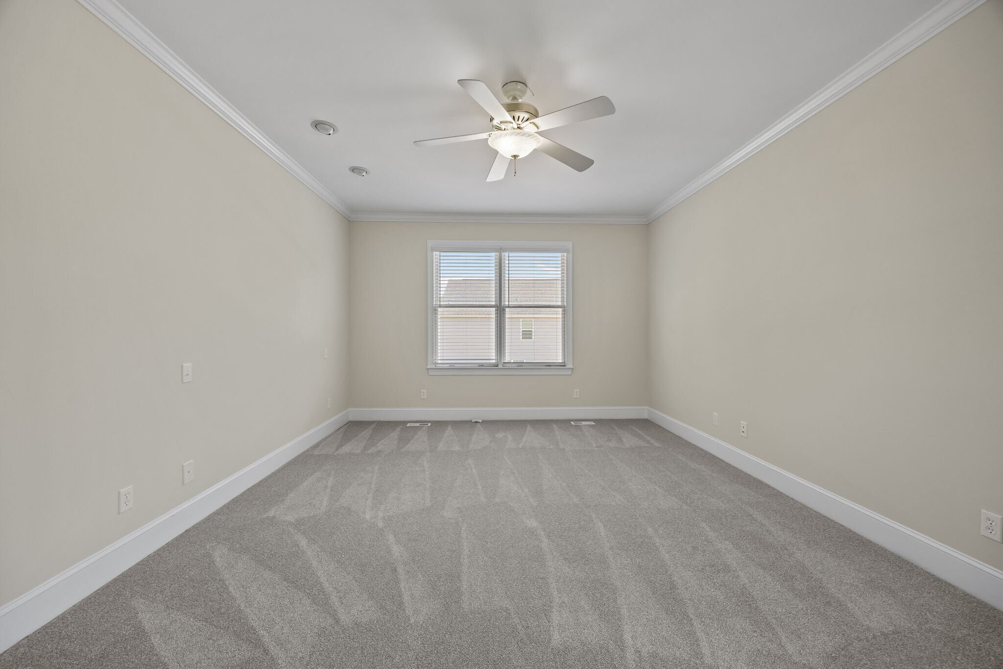Building Photo - 5109 McCallum Mdws Dr