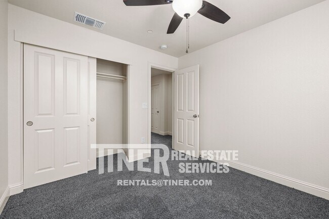 Building Photo - 1511 Bell St