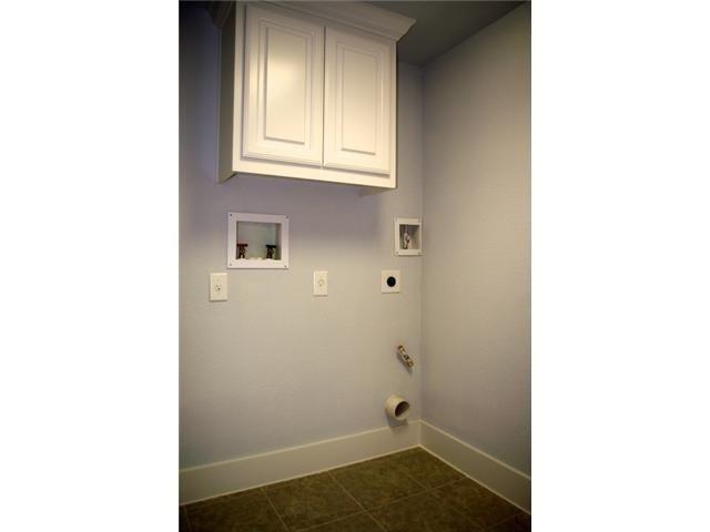 Building Photo - 2930 Grand Oaks Loop