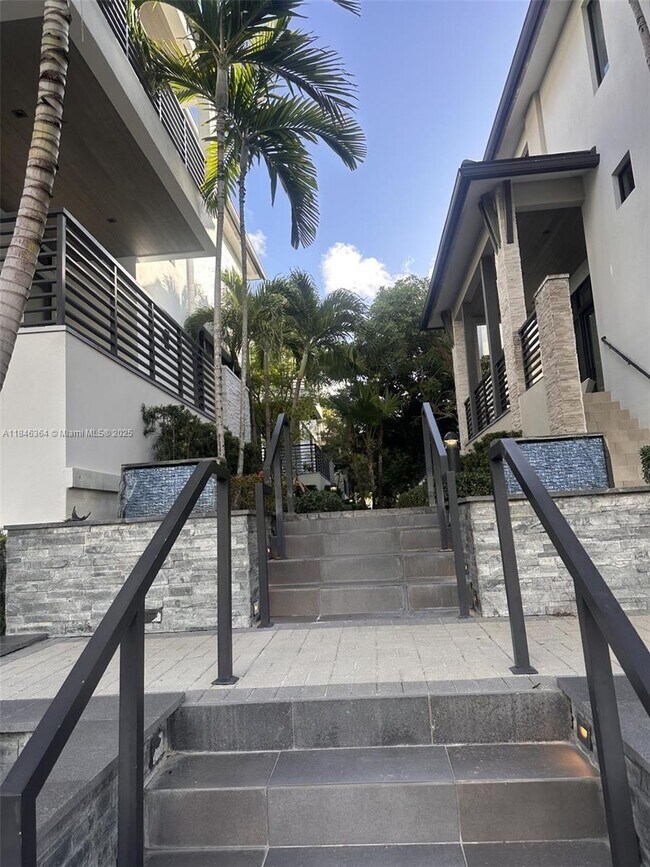 Building Photo - 8231 NW 48th St