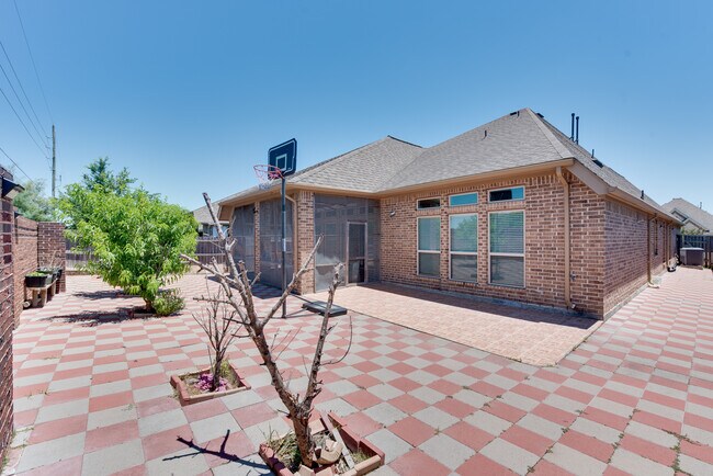 Building Photo - 18106 Nisbet Crossing