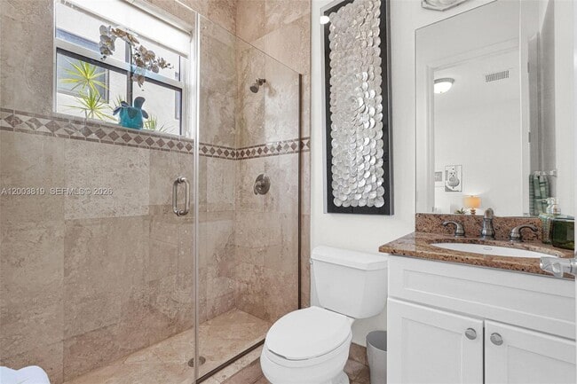 Building Photo - 2143 N Bay Rd