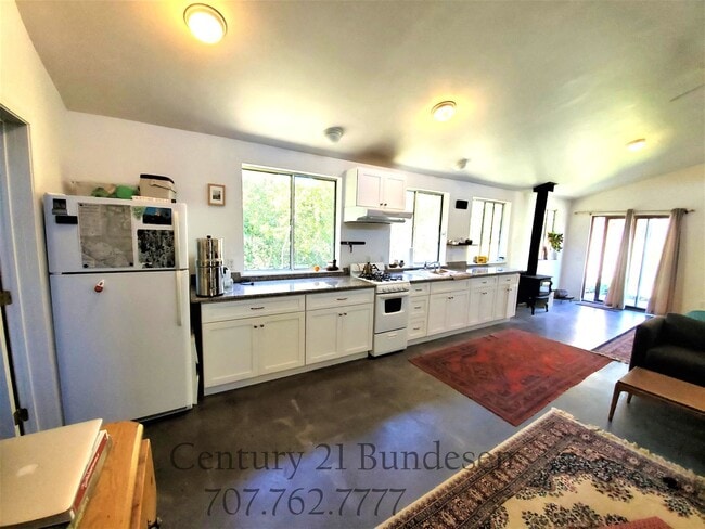 Building Photo - 4800 Muniz Ranch Rd