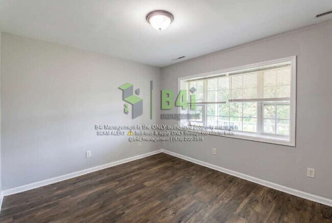 Building Photo - 406 Hill St
