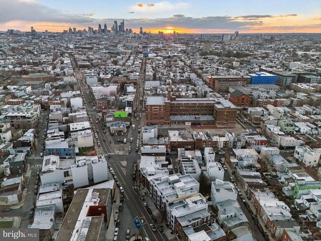 Building Photo - 2542 Arcadia St