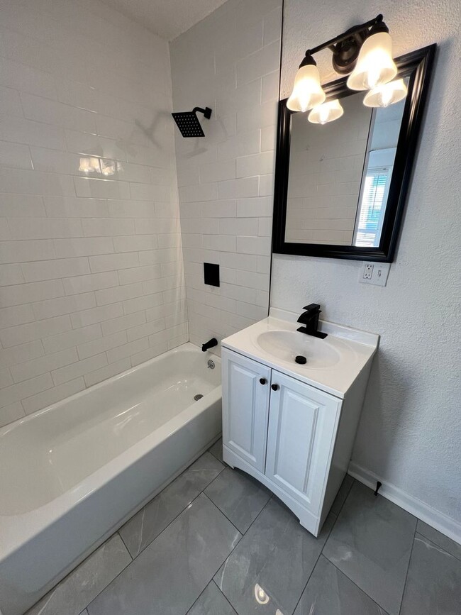 Building Photo - Inviting 3-Bedroom Home with Front Porch Charm