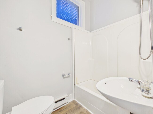 Building Photo - 1611 Susquehanna St