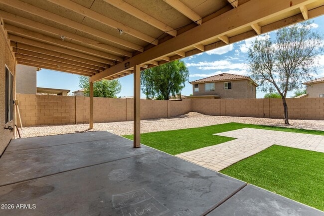 Building Photo - 12106 N 128th Ave