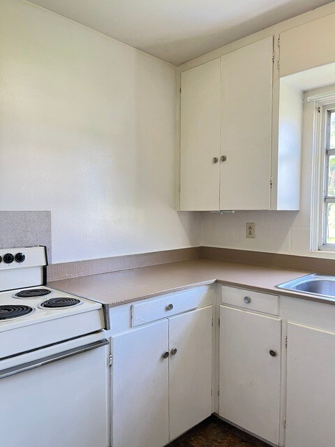 Building Photo - 1007 N Alabama Ave