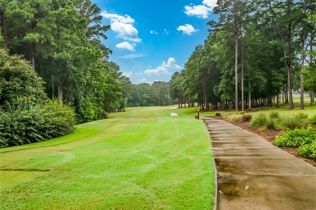 Building Photo - 1824 Irish Blvd