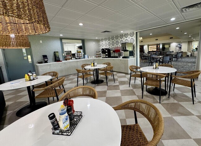 Building Photo - 16843 Boca Delray Dr