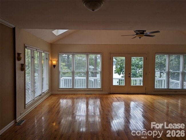 Building Photo - 7148 Nancy Lee Cir