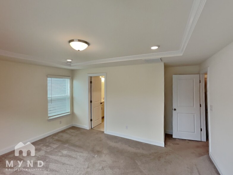Building Photo - 4962 David Cox Rd