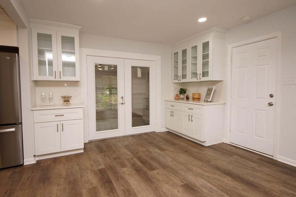 Building Photo - 596 L Ombre Ct NE
