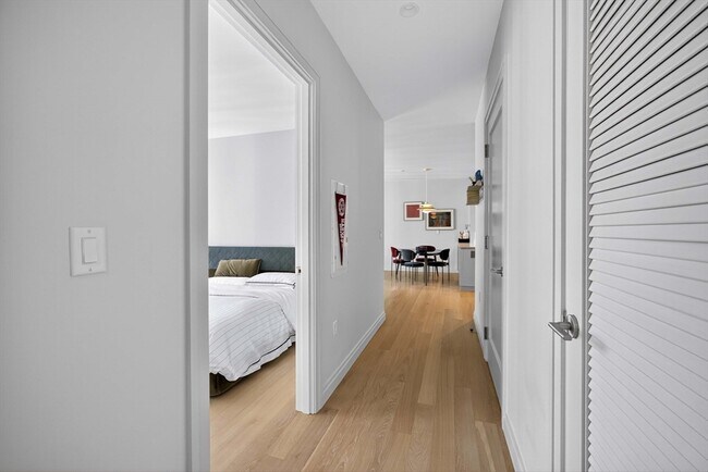 Building Photo - 135 Seaport Blvd