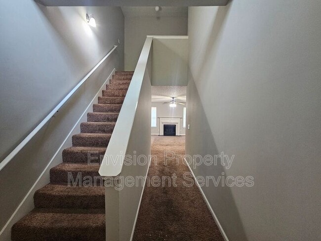 Building Photo - 1556 Arbor Pl Dr