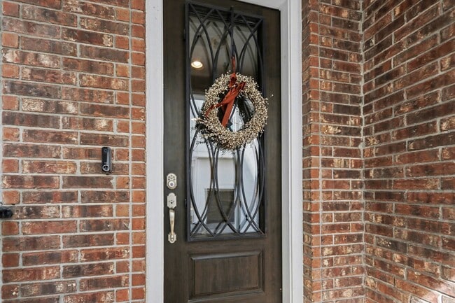 Building Photo - 1538 Dian St