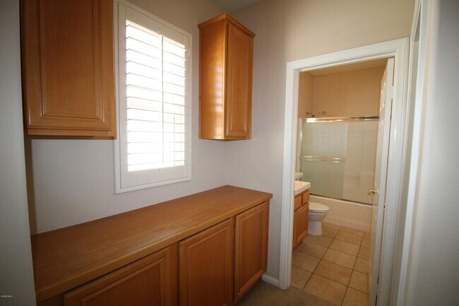Building Photo - 785 E Port Hueneme Rd