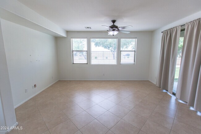 Building Photo - 21382 E Lords Ct