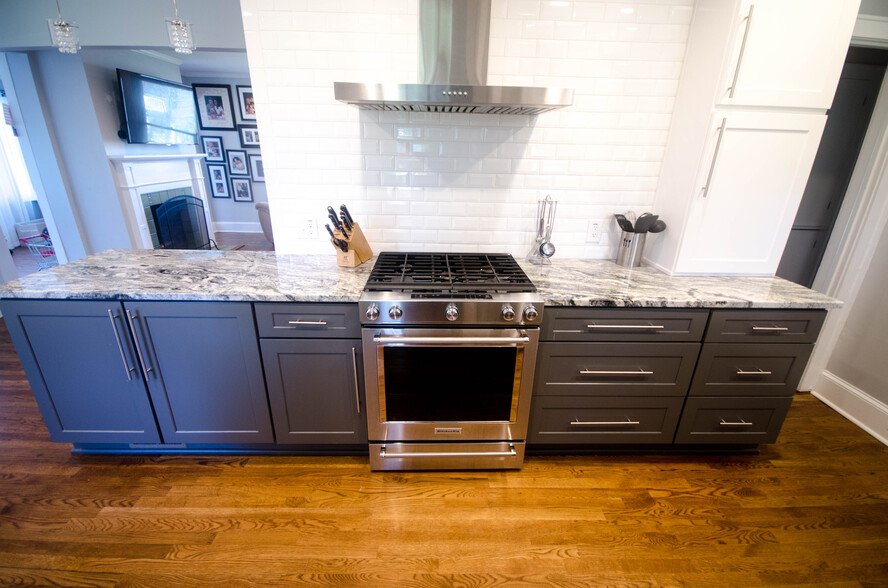 All Kitchenaid appliances - 121 Brower Street