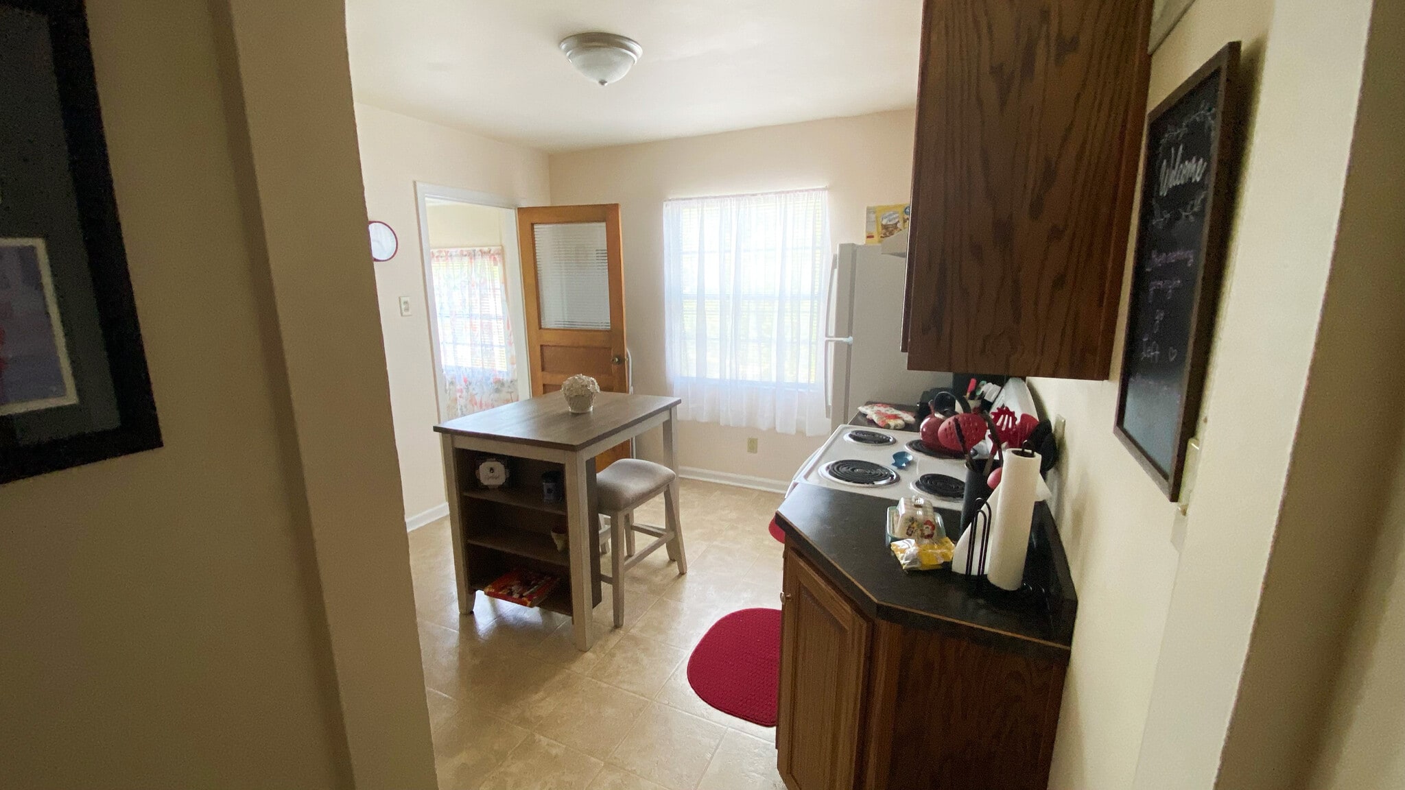 Kitchen - 227 W Dunklin St