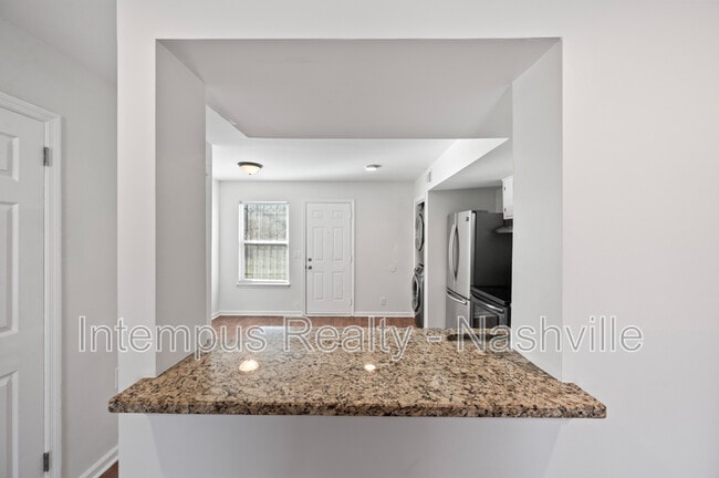 Building Photo - 1300 Aline Ave