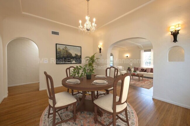 Building Photo - 1260 Ridgeley Dr