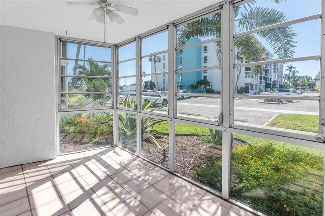 Building Photo - 4902 38th Way S