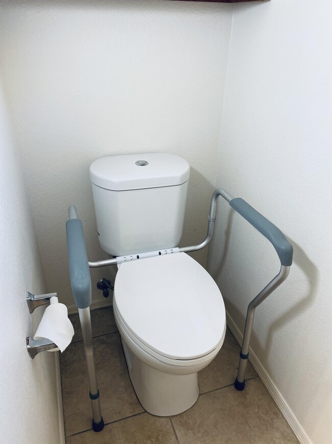 Building Photo - 2964-P2964 W Laquila Aerie