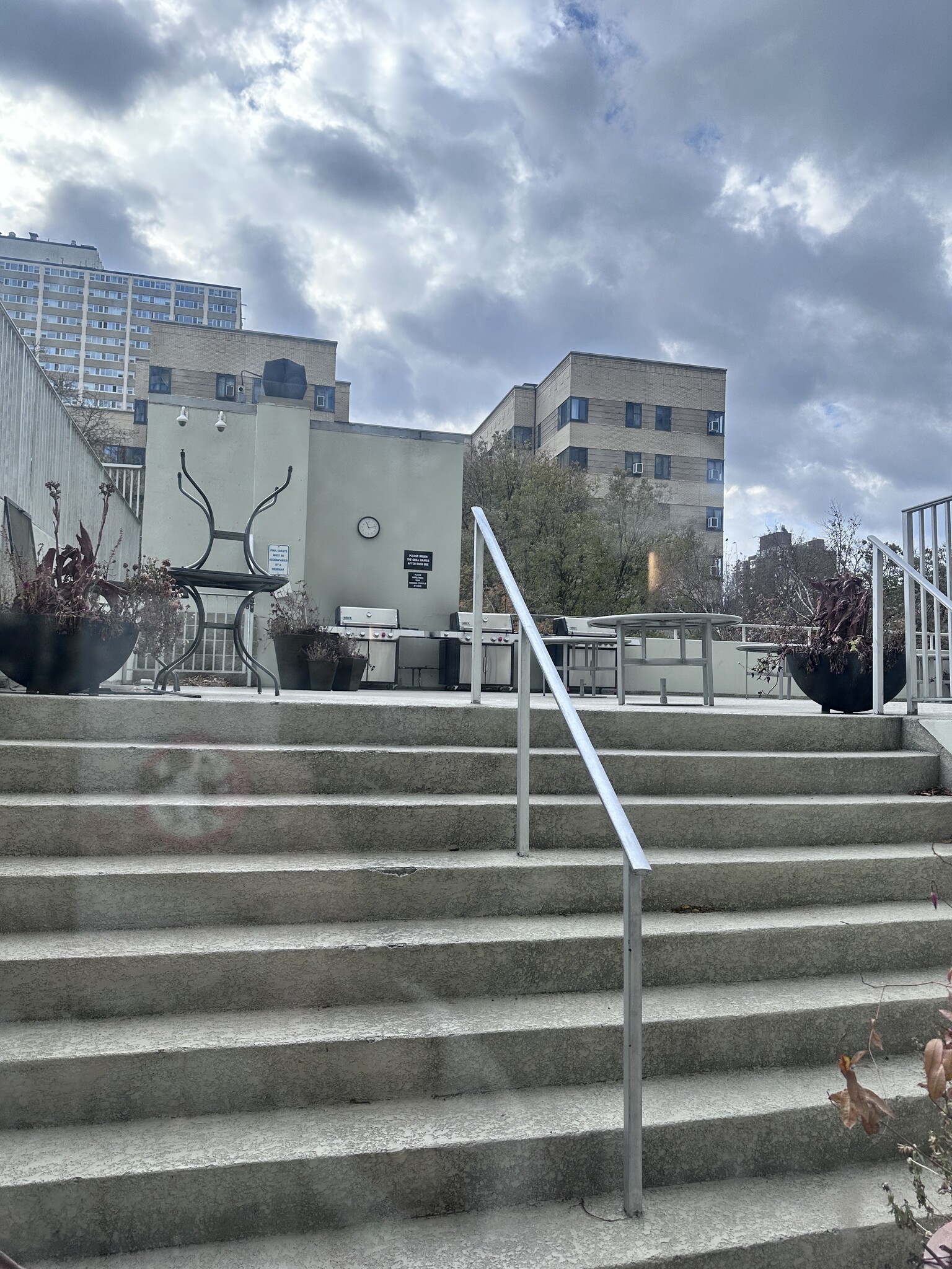 Building Photo - 5100 N Marine Dr