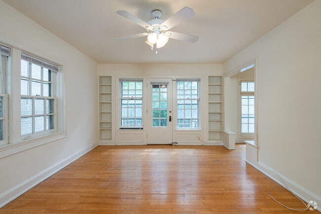 1BR, 1BA - 760SF - Leiland