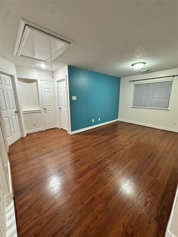 Building Photo - 3417 Clearview Cir