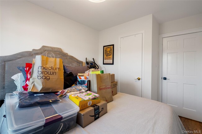 Building Photo - 208-48 15th Rd