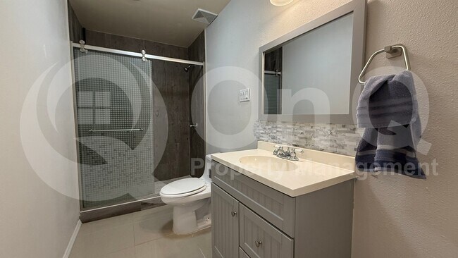 Building Photo - 855 Dublin Dr