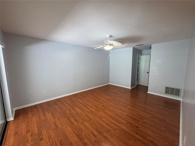 Building Photo - 120 Annwood Rd