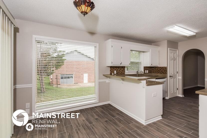 Building Photo - 17 Stonecreek Dr SW