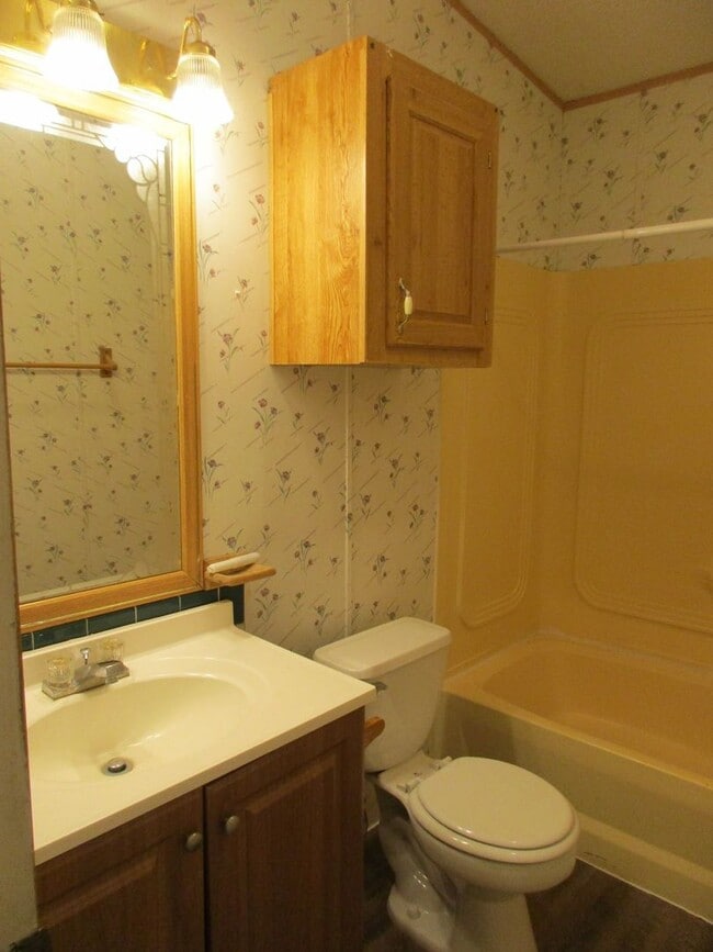 Building Photo - 3/2 in Hoover Valley