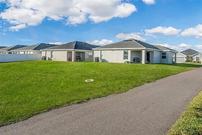 Building Photo - 3902 White Ibis Rd