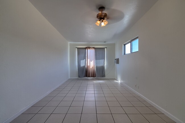 Building Photo - Northeast home with refrigerated air