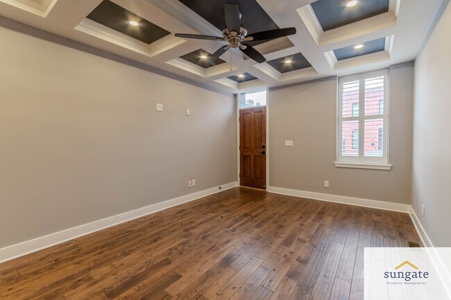 Building Photo - 1125 S Clinton St