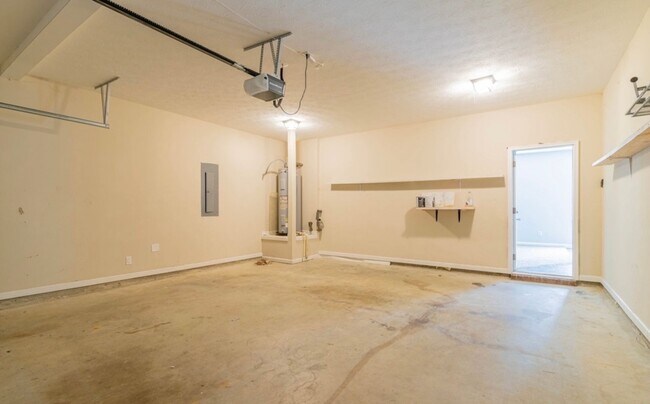 Building Photo - BEAUTIFUL HOME COMING SOON!