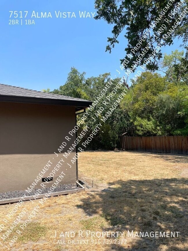 Building Photo - 7517 Alma Vista Wy