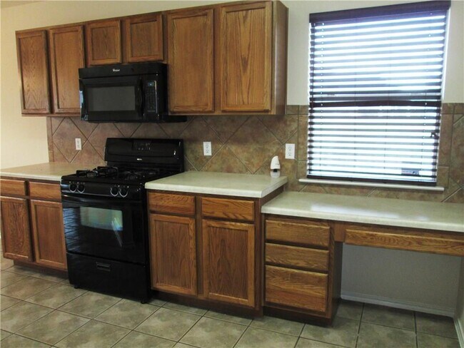 Building Photo - 12720 Waynespur Ln