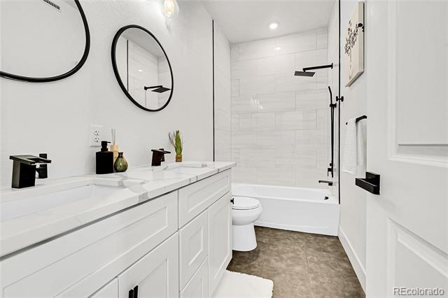 Building Photo - 8530 W 52nd Ave