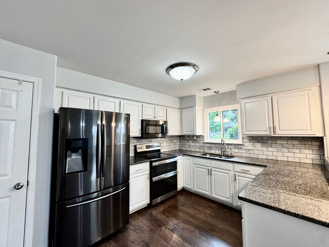 Building Photo - Ready 06-25-26! 4-Bedroom Home in Ocean Lakes! Nearby Bases - Fenced Backyard - Attached Garage!