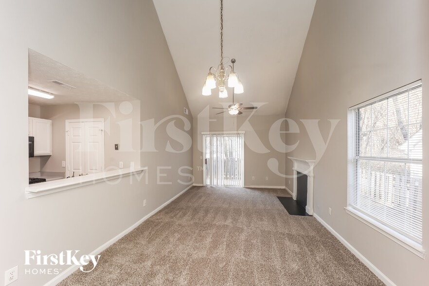 Building Photo - 3816 Benjamin Ct SW