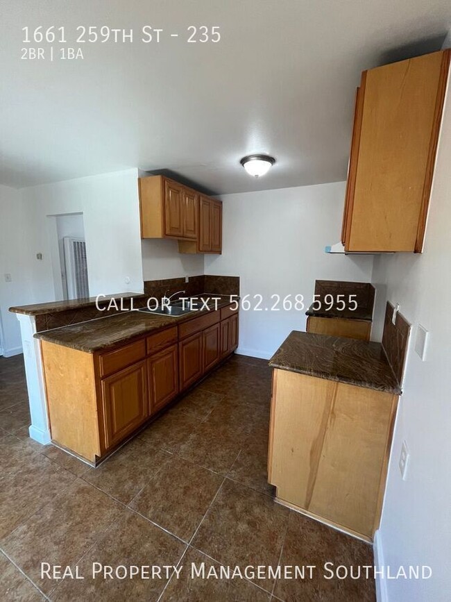 Building Photo - 2 Bed/ 1 Bath Apartment in Harbor City For...