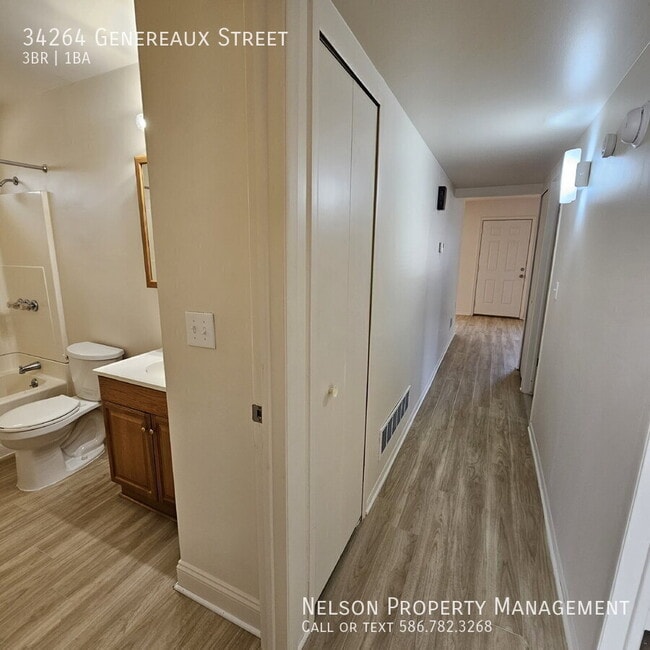 Building Photo - 34264 Genereaux St